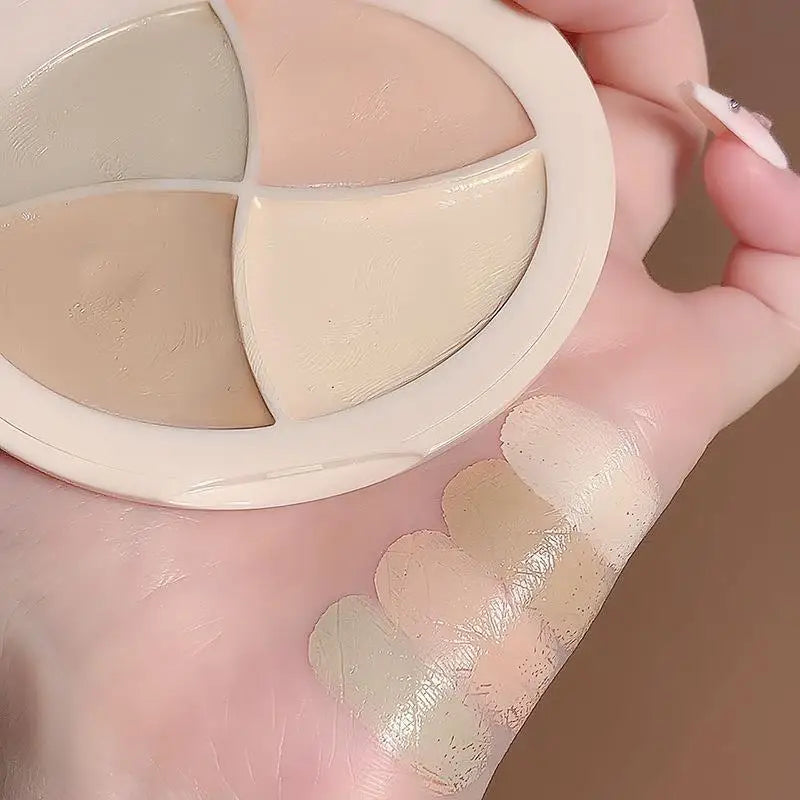 Four-Color Concealer Palette